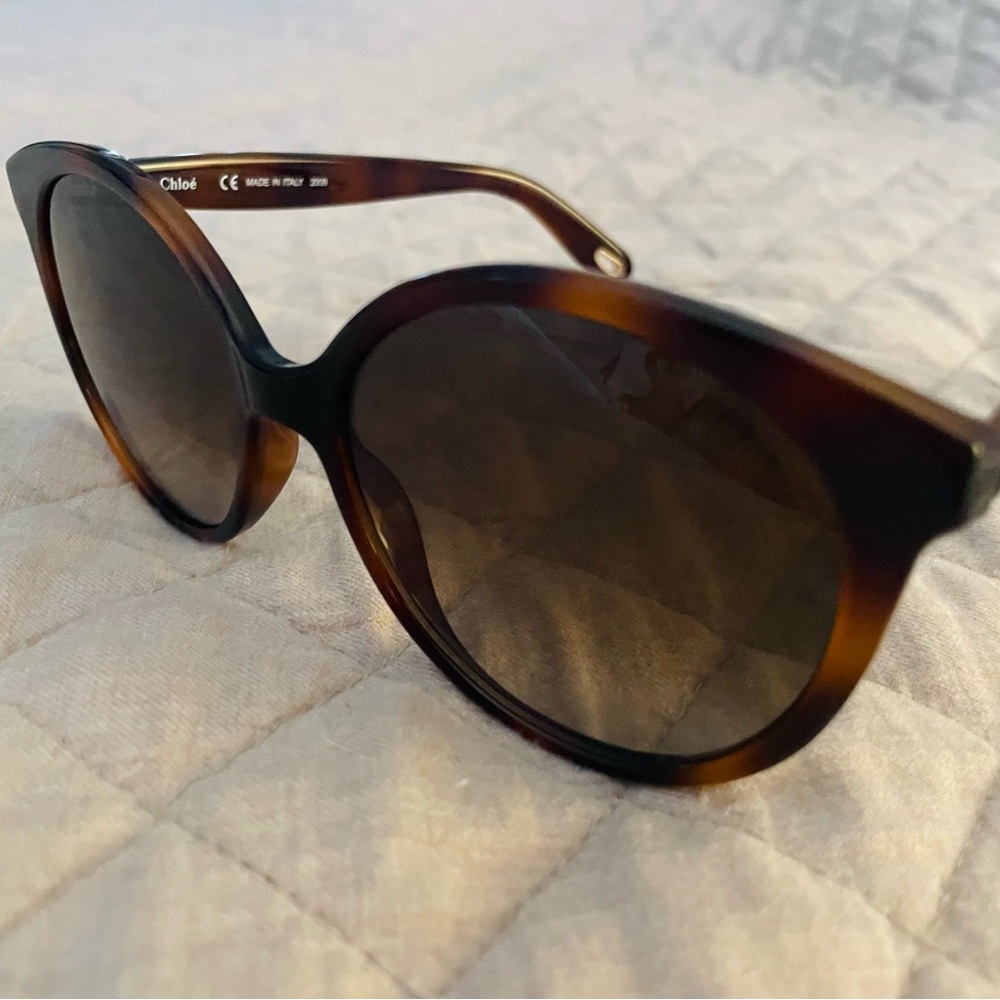 Chlo Tortoise Shell Sunglasses - image 7